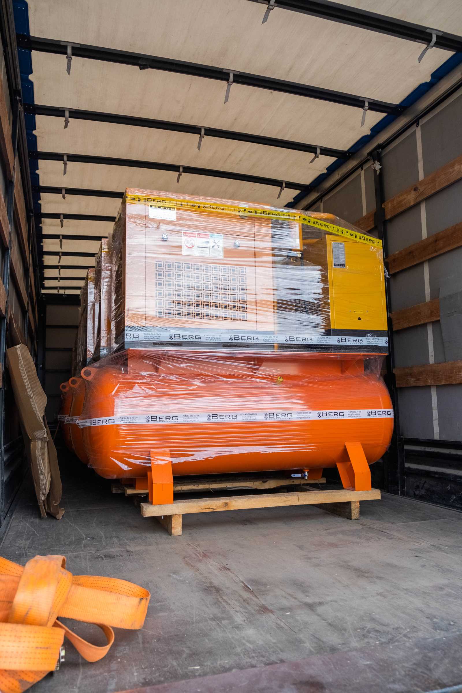 Поставка компрессора BERG для «АО «УМЗ»